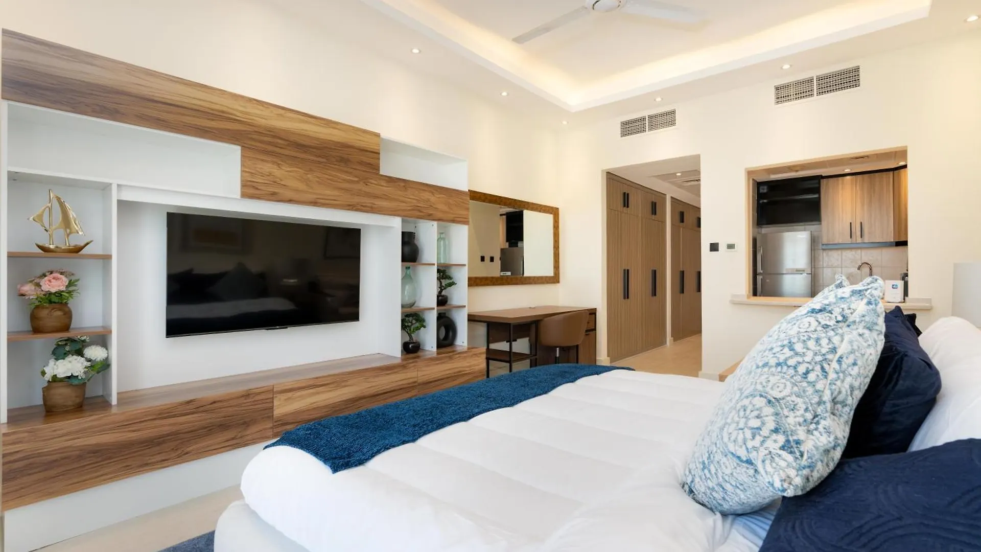 Renovated Studios In Nature At Discovery Gardens Dubai